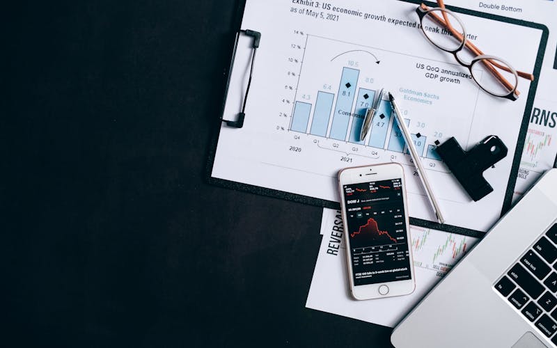 Ekonomik buyume ve GSYH gorseli